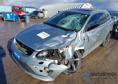 2015 Volvo Xc60 T6 R-Design Premier Plus from USA, damaged, VIN YV4902RG9F2584508